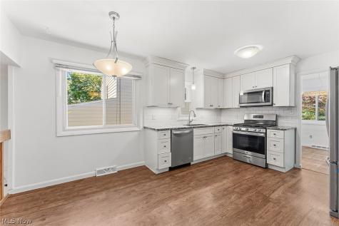 2120 Cedarview Drive Beachwood OH 44122
