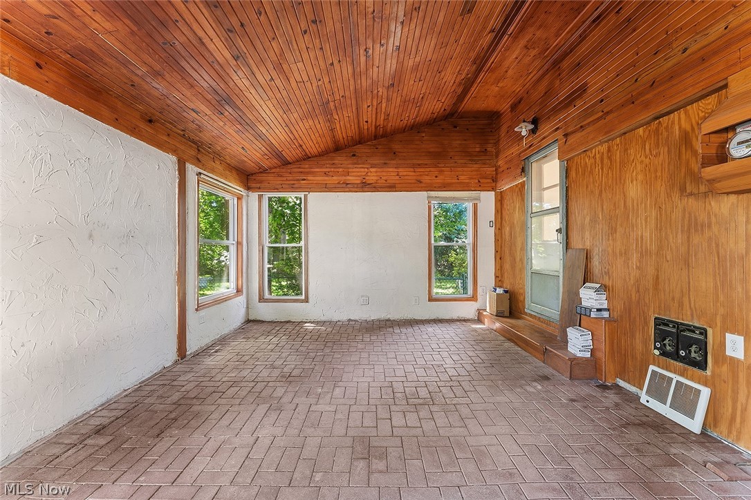 2120 Cedarview Drive Beachwood OH 44122