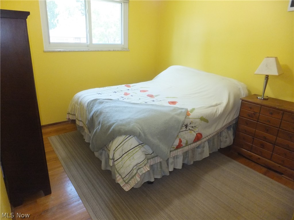 1211 Eric Lane Cleveland OH 44109