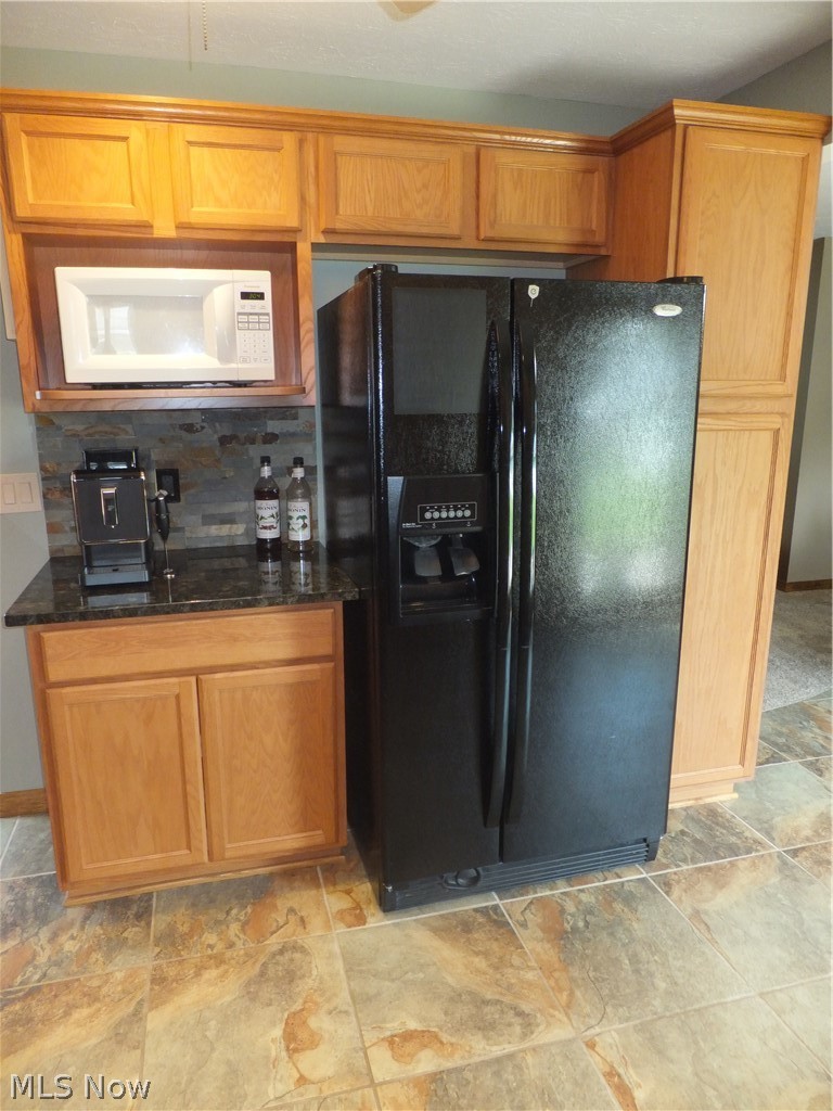 1211 Eric Lane Cleveland OH 44109