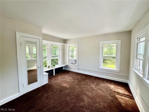 1720 Beaconwood South Euclid OH 44121