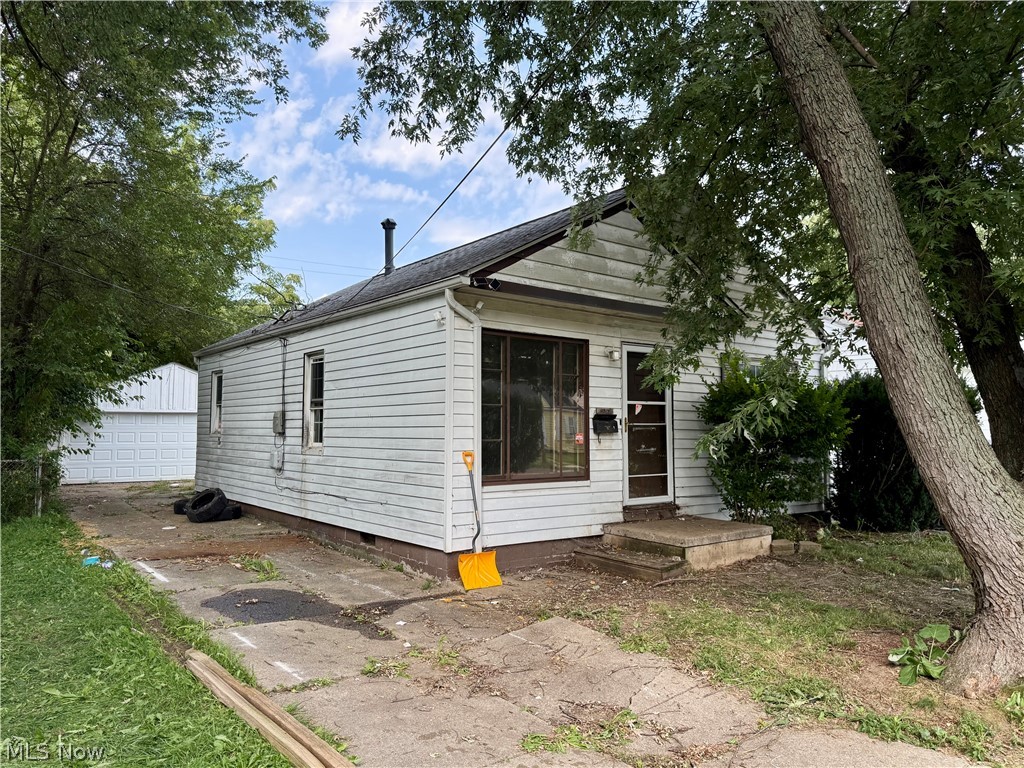 11914 Mcgowan Avenue Cleveland OH 44135