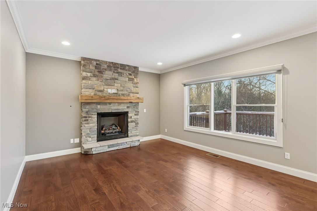 2 Creek Ridge Rocky River OH 44116