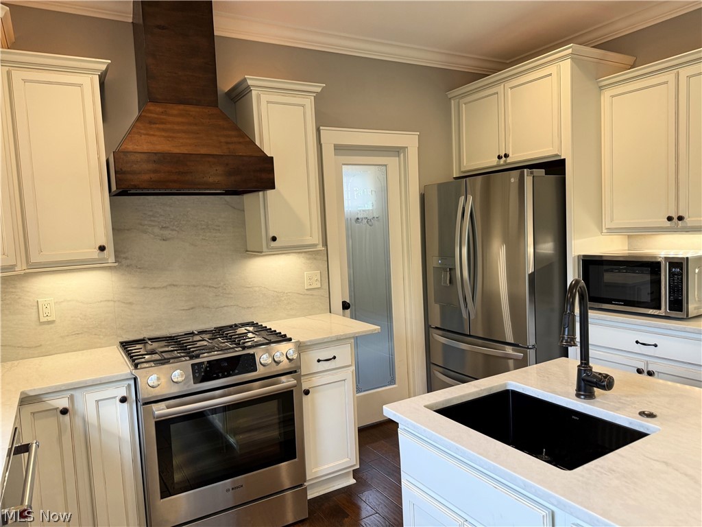 2 Creek Ridge Rocky River OH 44116