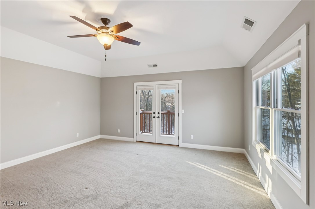 2 Creek Ridge Rocky River OH 44116