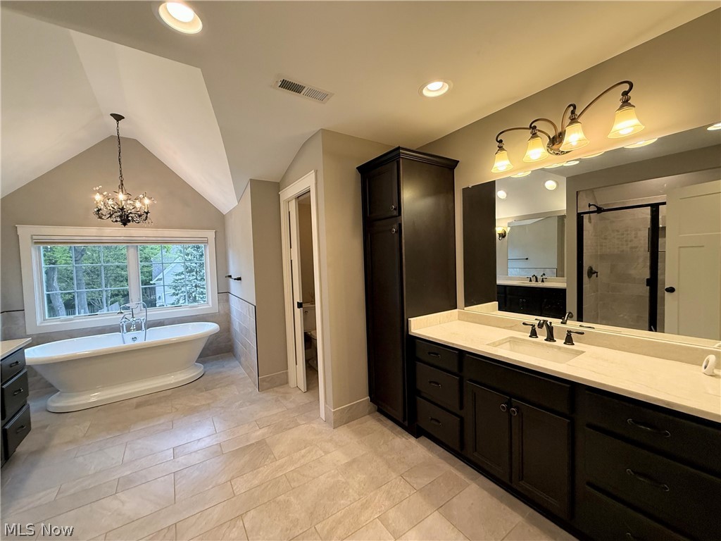 2 Creek Ridge Rocky River OH 44116
