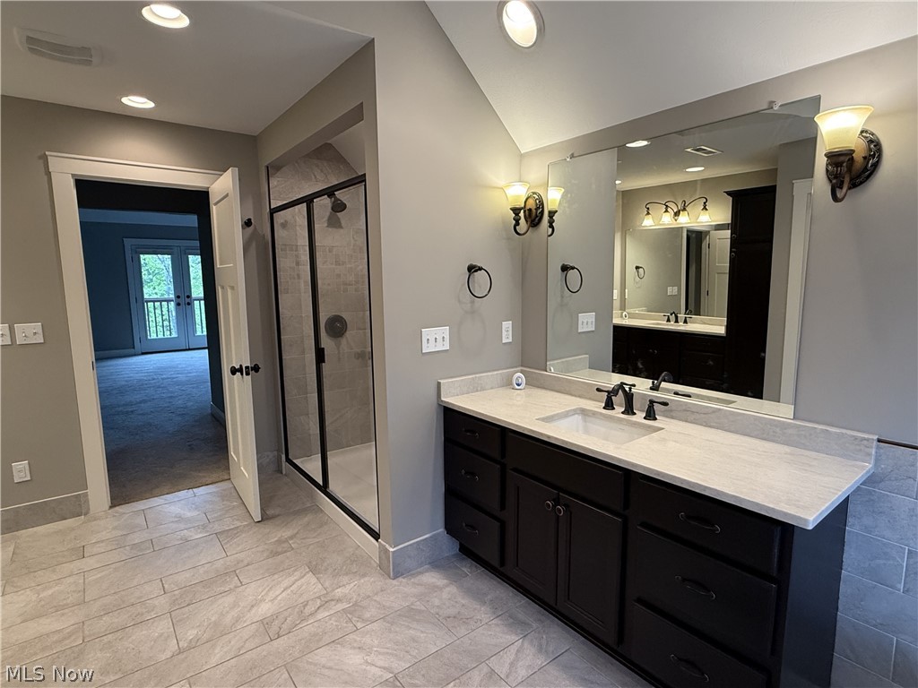 2 Creek Ridge Rocky River OH 44116