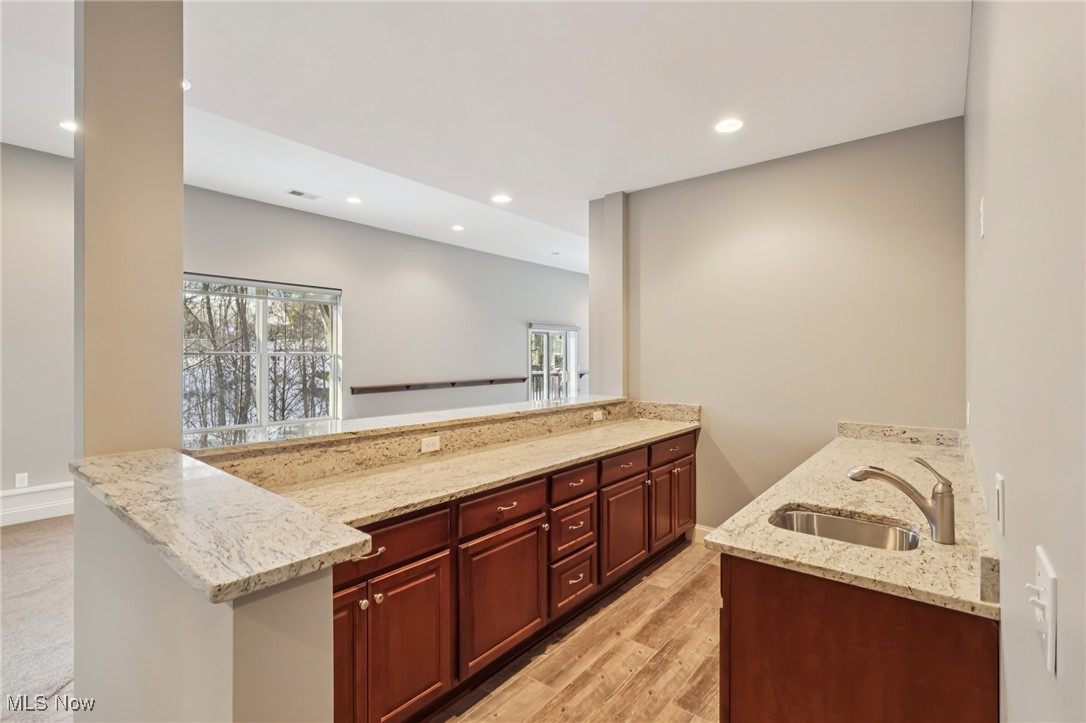 2 Creek Ridge Rocky River OH 44116