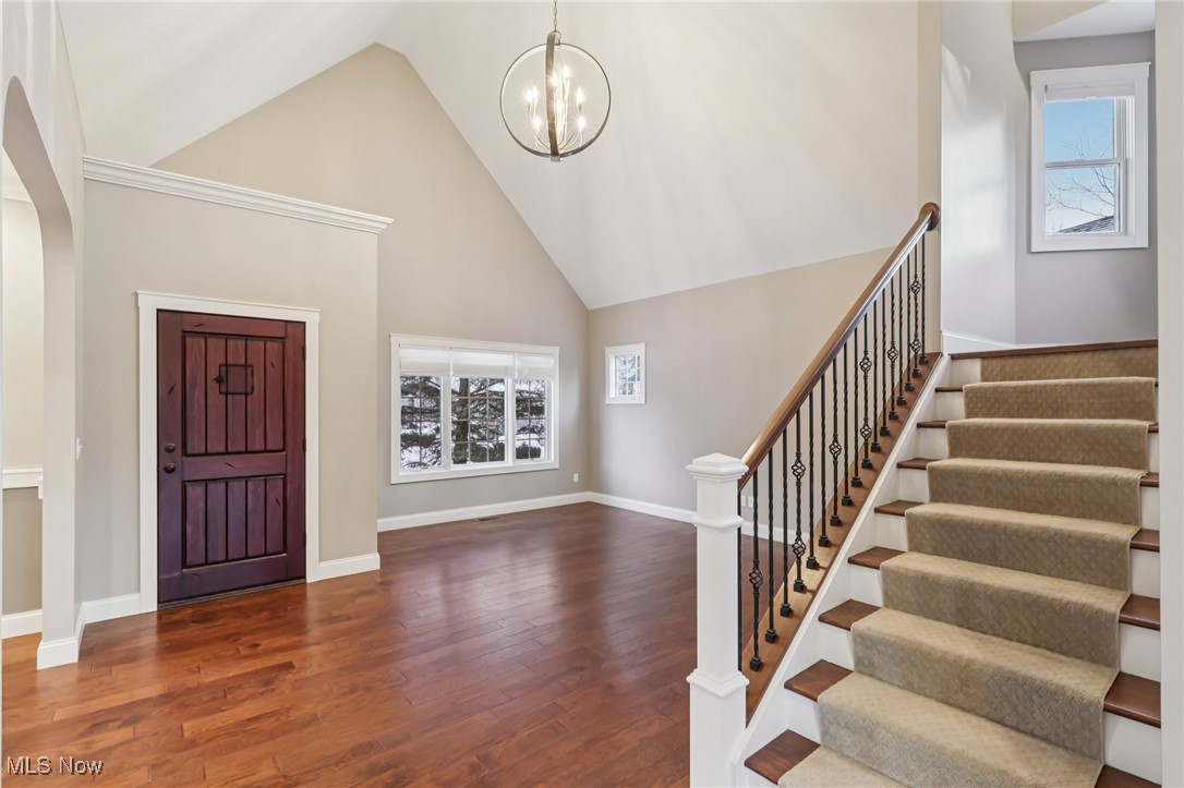 2 Creek Ridge Rocky River OH 44116