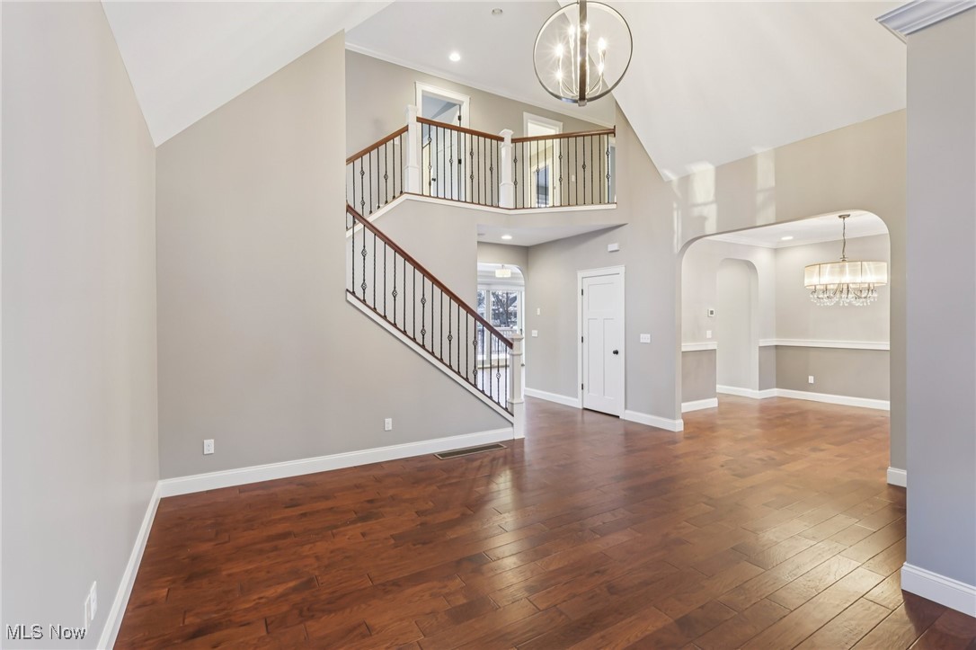 2 Creek Ridge Rocky River OH 44116