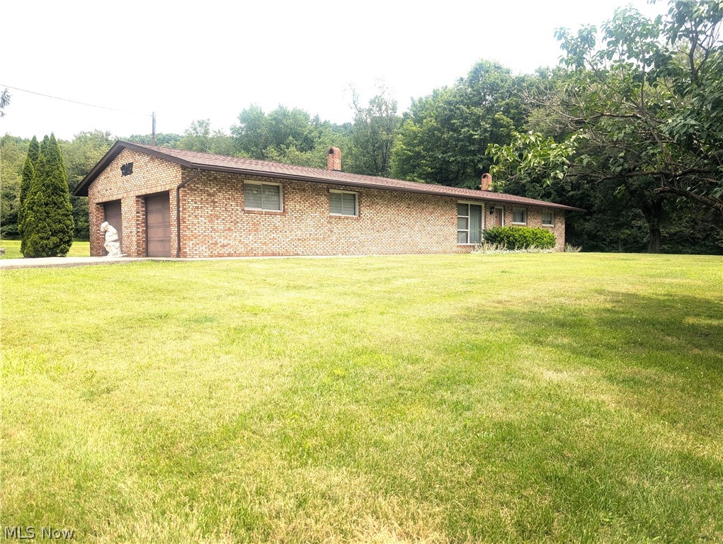 5779 Greer Road SE Uhrichsville OH 44683