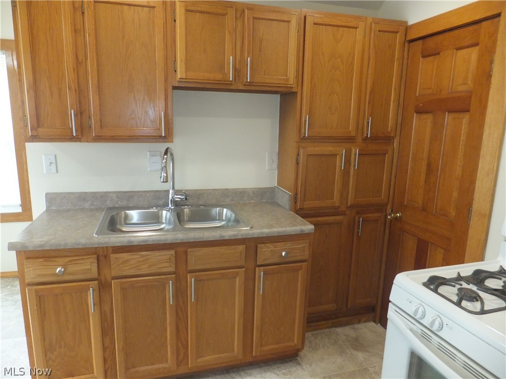4102 Walter Avenue Parma OH 44134