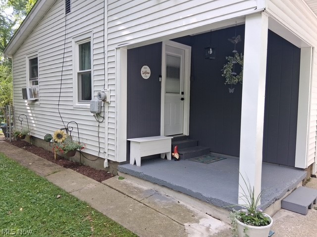 906 Dora Lane Aurora OH 44202