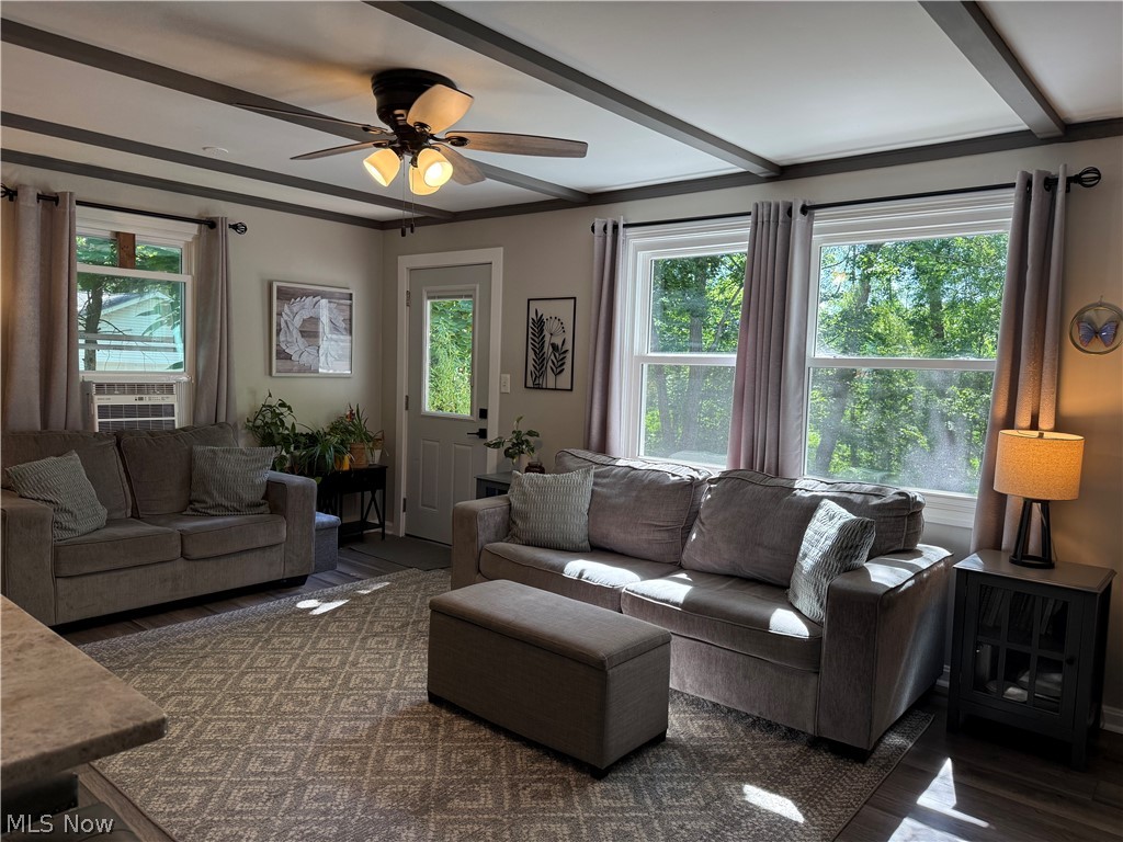 906 Dora Lane Aurora OH 44202