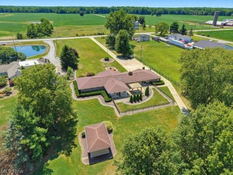 34892 State Route 303 Grafton OH 44044