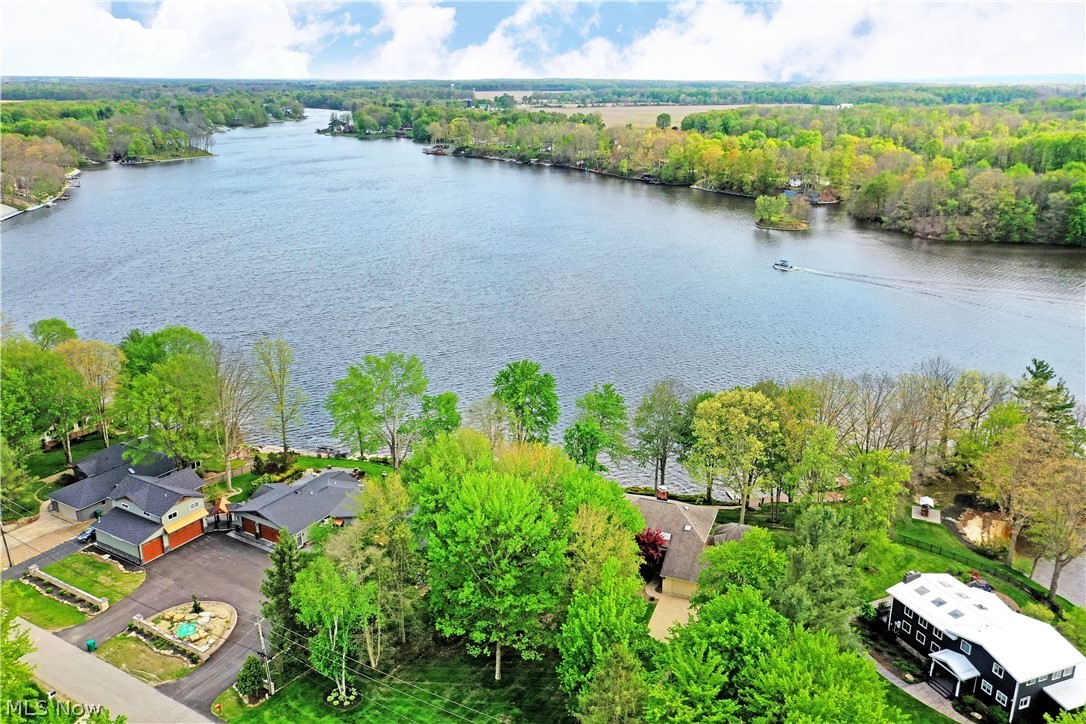1551 Lake Crest Drive Roaming Shores OH 44084