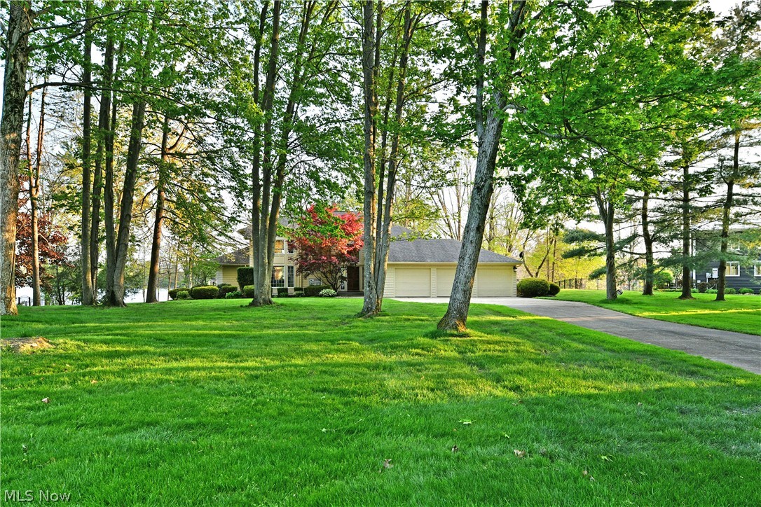 1551 Lake Crest Drive Roaming Shores OH 44084