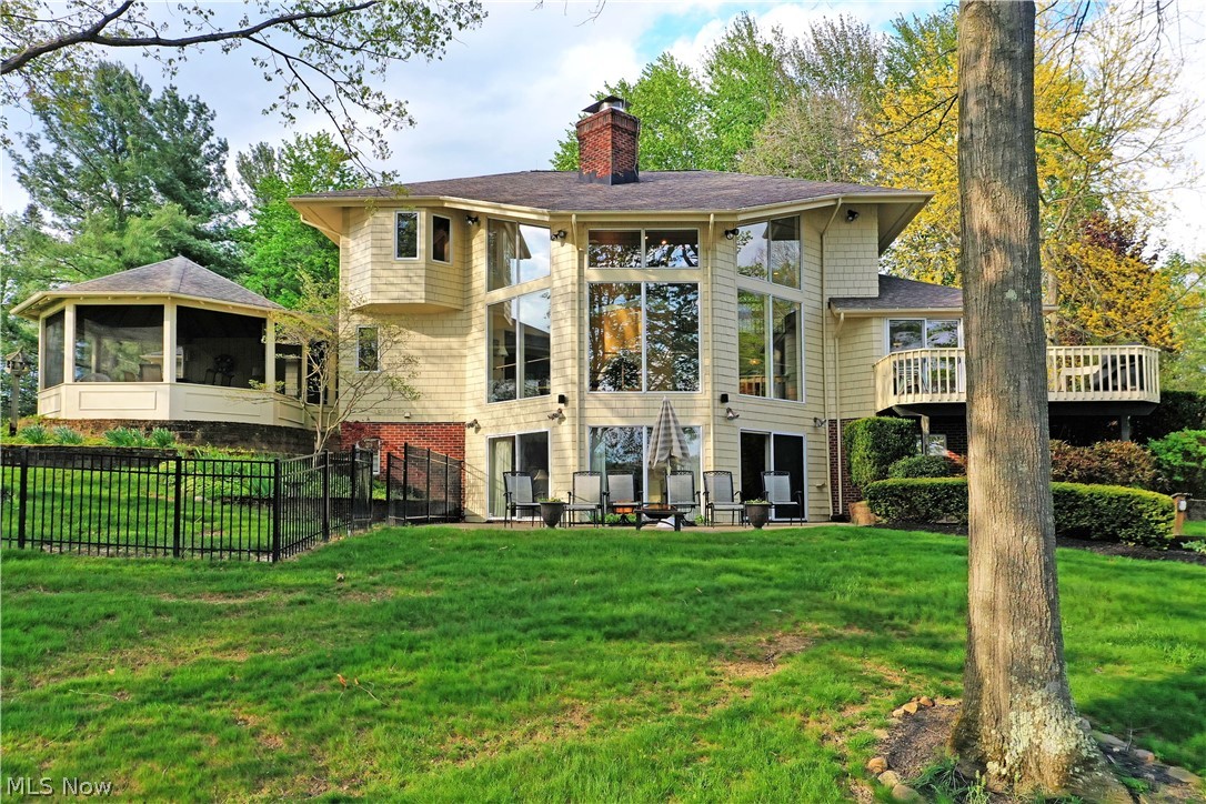 1551 Lake Crest Drive Roaming Shores OH 44084