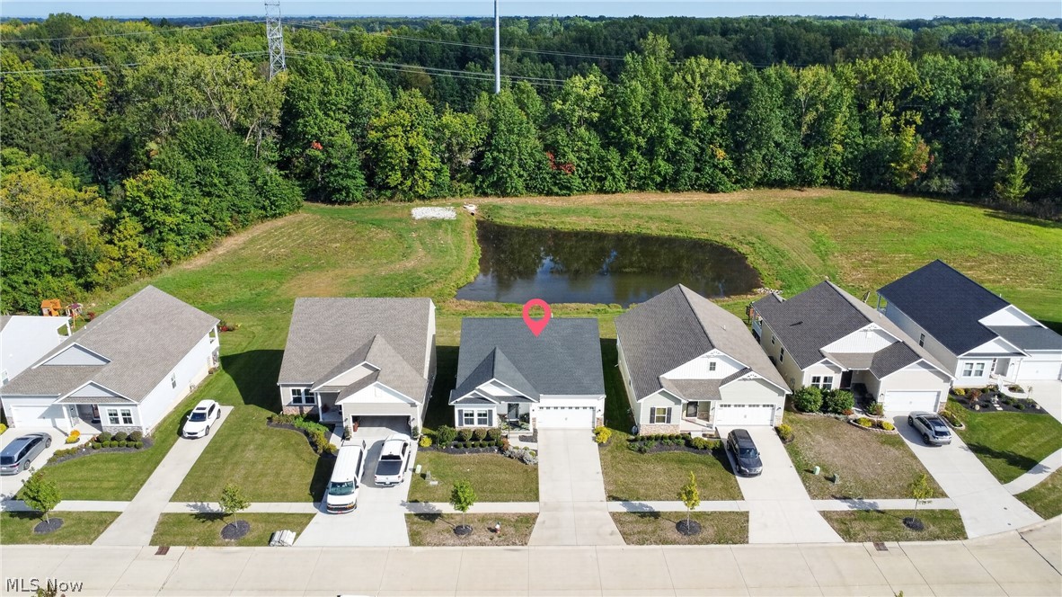752 Hampshire Court Amherst OH 44001