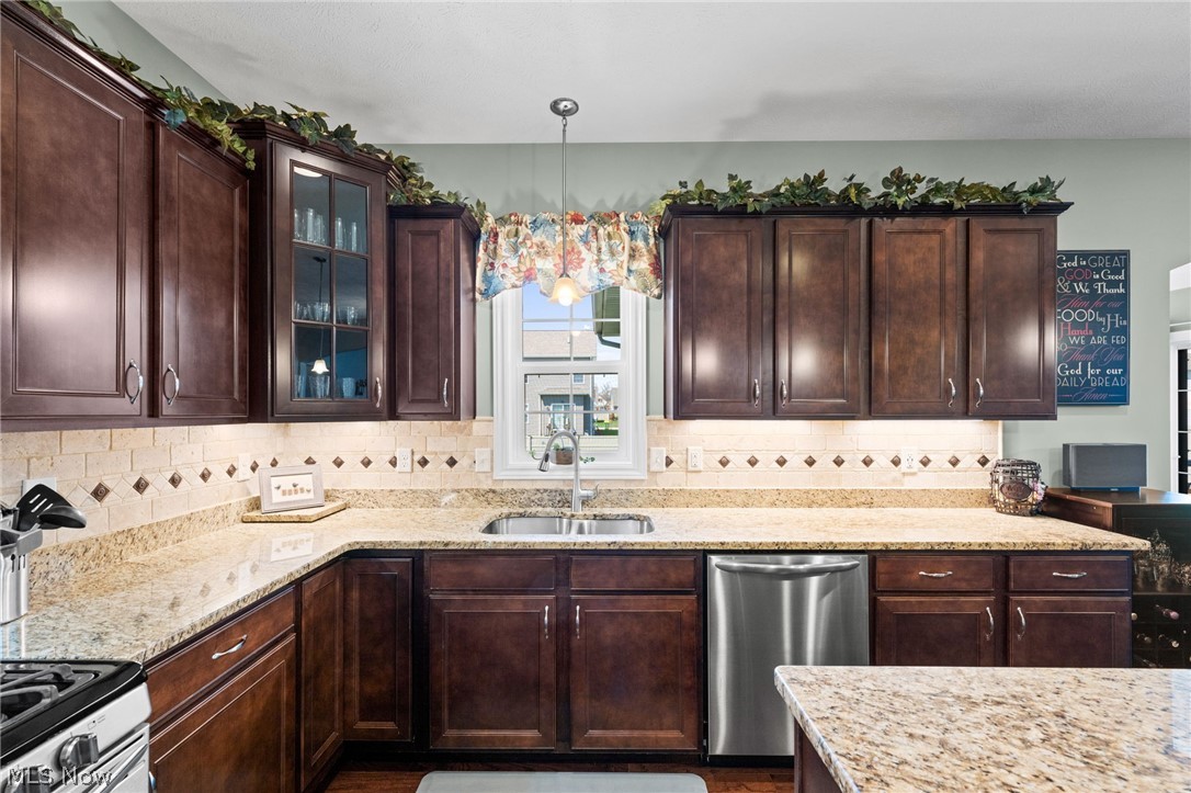 192 Shoreland Circle Willowick OH 44095
