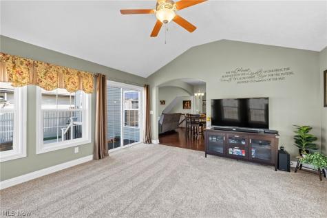 192 Shoreland Circle Willowick OH 44095