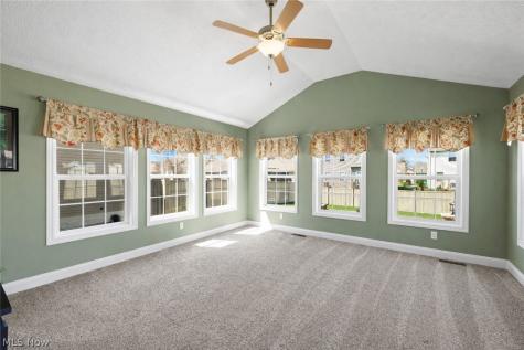 192 Shoreland Circle Willowick OH 44095