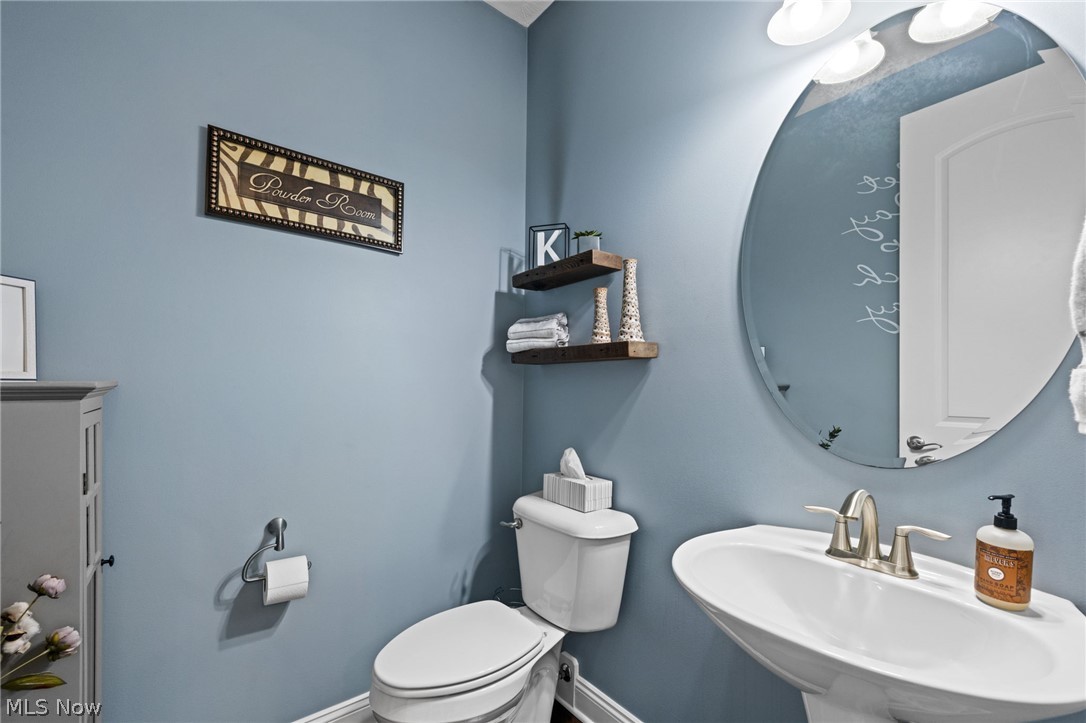 192 Shoreland Circle Willowick OH 44095