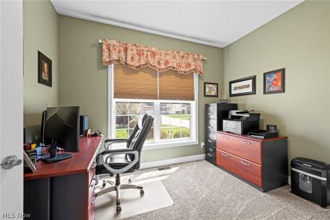 192 Shoreland Circle Willowick OH 44095