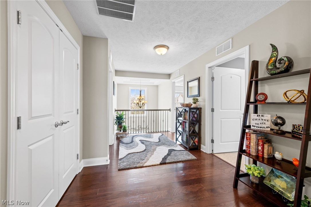 192 Shoreland Circle Willowick OH 44095