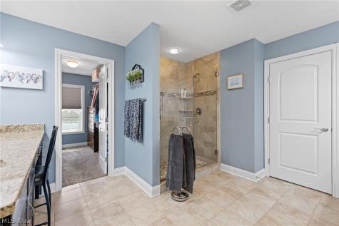 192 Shoreland Circle Willowick OH 44095