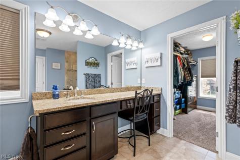 192 Shoreland Circle Willowick OH 44095