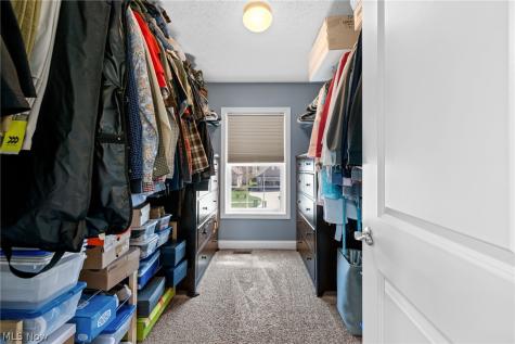 192 Shoreland Circle Willowick OH 44095