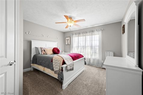 192 Shoreland Circle Willowick OH 44095