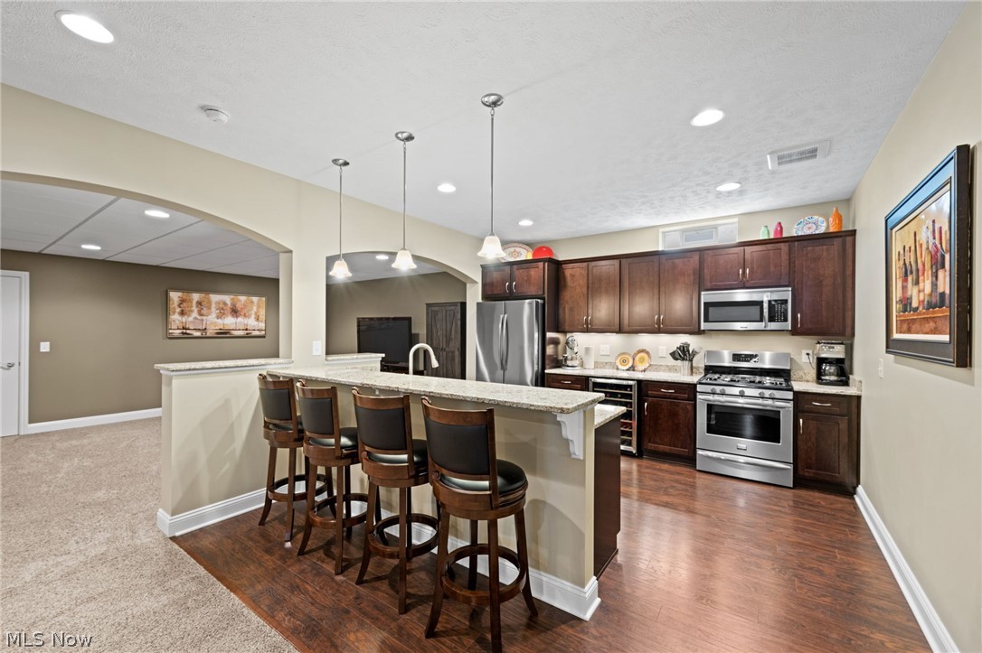 192 Shoreland Circle Willowick OH 44095