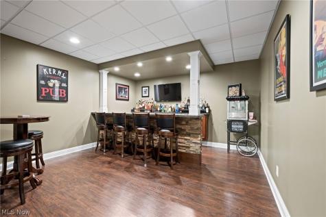 192 Shoreland Circle Willowick OH 44095