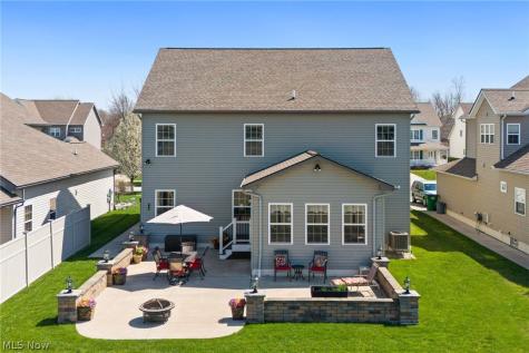 192 Shoreland Circle Willowick OH 44095