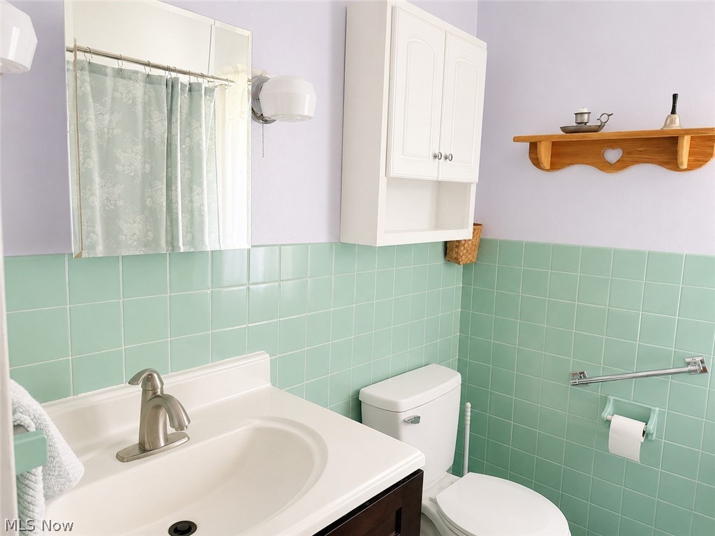 336 High Street Hopedale OH 43976