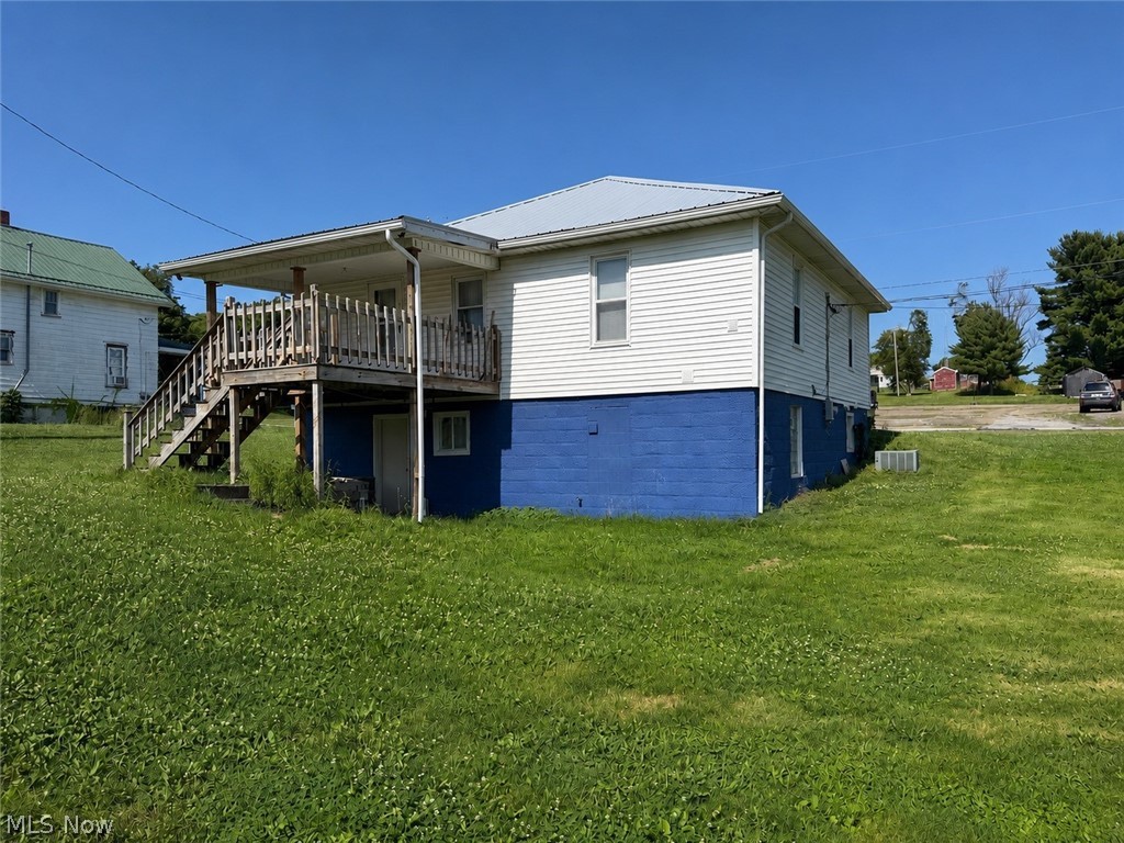 336 High Street Hopedale OH 43976