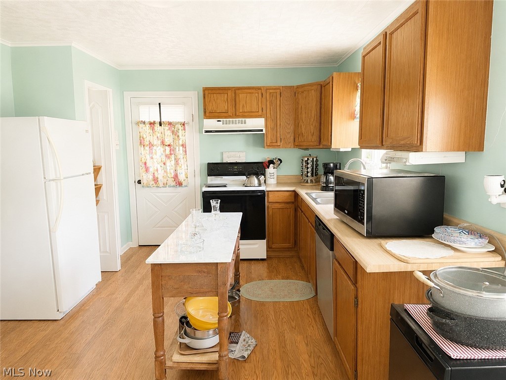 336 High Street Hopedale OH 43976