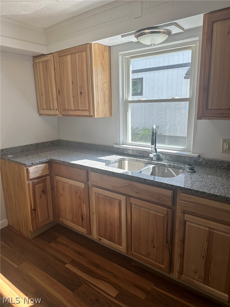 2206 25th Street SW Akron OH 44314