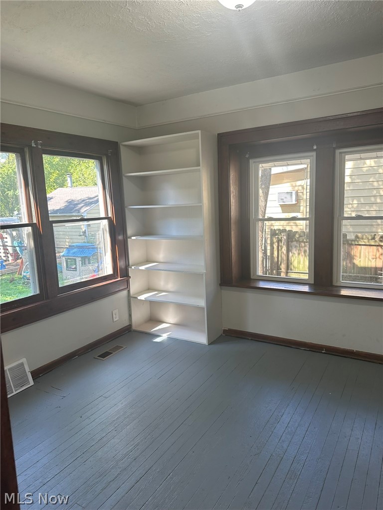 2206 25th Street SW Akron OH 44314