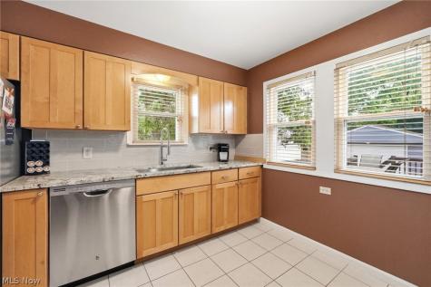 9704 Elsmere Drive Parma OH 44130