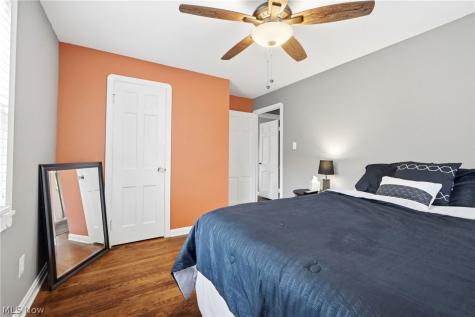 9704 Elsmere Drive Parma OH 44130