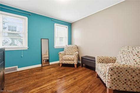 9704 Elsmere Drive Parma OH 44130