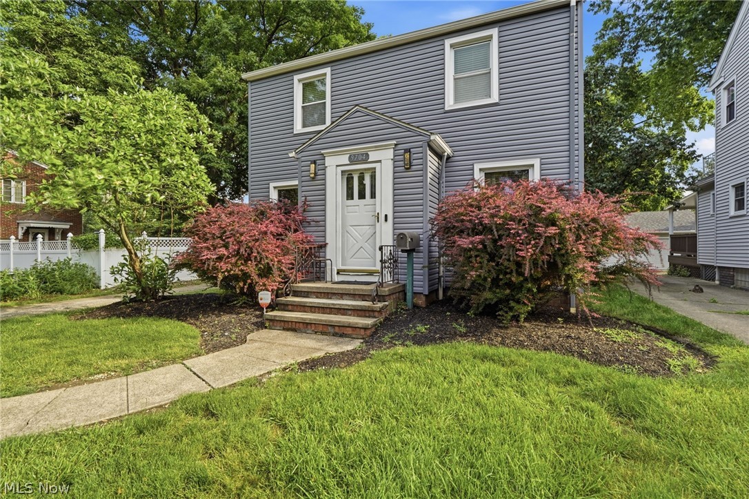 9704 Elsmere Drive Parma OH 44130