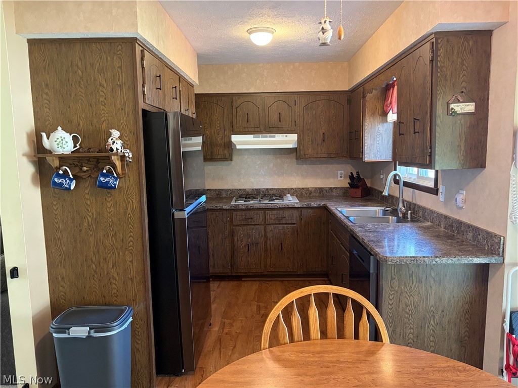 525 Saint Lawrence Boulevard Eastlake OH 44095