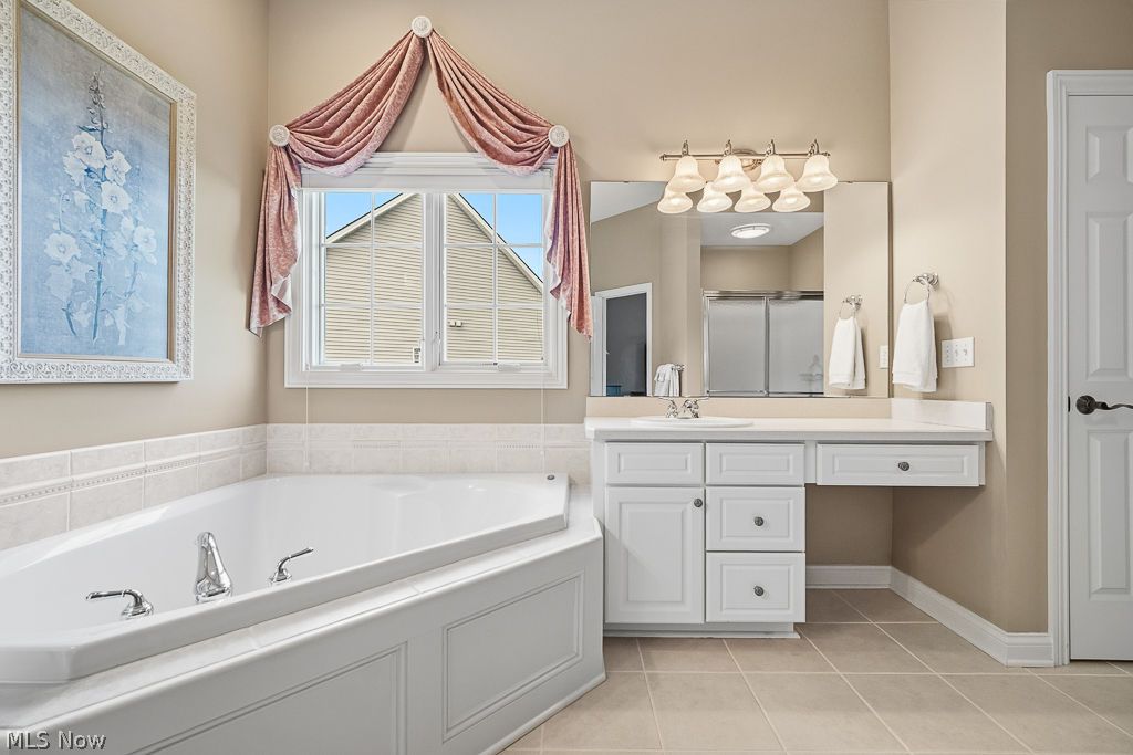 140 Regent Court Broadview Heights OH 44147