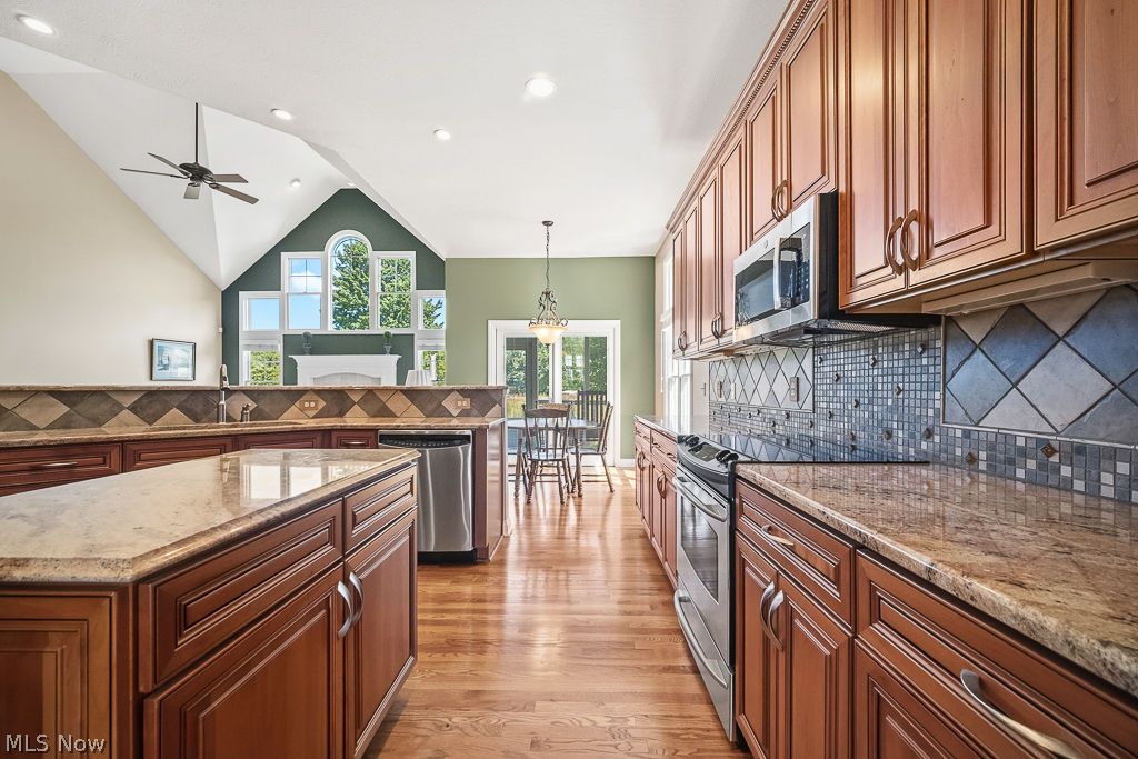 140 Regent Court Broadview Heights OH 44147