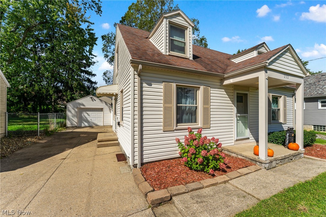 252 Parkgate Avenue Austintown OH 44515