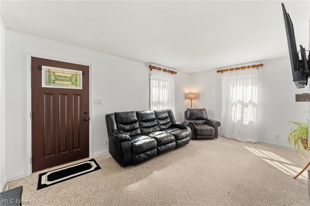 252 Parkgate Avenue Austintown OH 44515